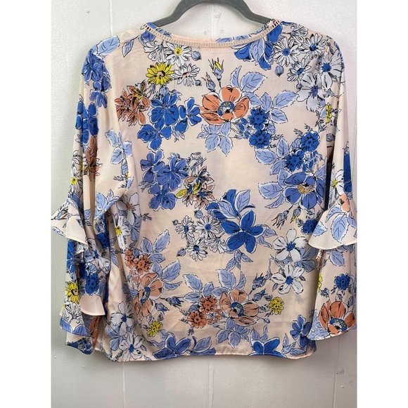 Nanette Lepore 3/4 Bell Sleeve - Picture 3 of 6